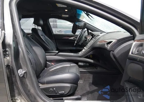 2019 Lincoln Mkz Reserve Ii z USA, uszkodzony, nr VIN 3LN6L5E92KR609367